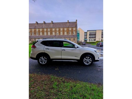2015 Nissan X-Trail HNT32 5DR AUTO €15,995 thumbnail
