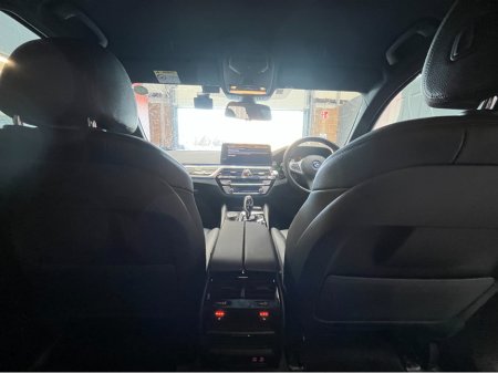 2022 BMW 5 Series 2022 BMW 523E M-SPORT 2.0 AUTOMATIC / CRUISE CONTROL / 360° PARKING CAMERA / PADDLE SHIFTERS / ELECTRIC MEMORY & HEATED SEATS / APPLE CARPLAY / HEATED REAR SEATS thumbnail