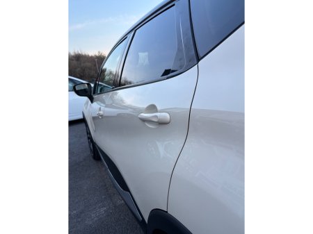 2016 Renault Captur - thumbnail 15