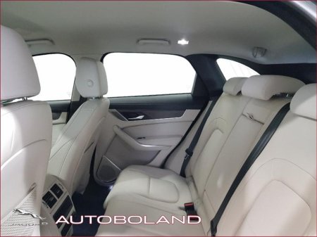 2022 Jaguar F-Pace - photo 5