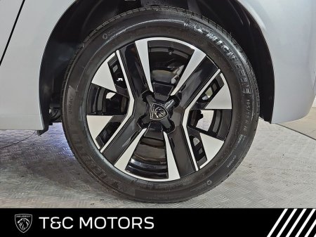 2026 Peugeot 208 - thumbnail 15