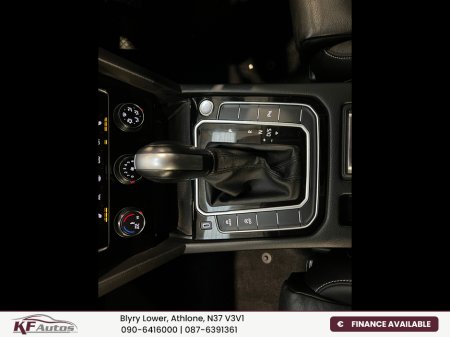 2020 Volkswagen Passat Volkswagen Passat SEL 1.6TDI Auto - 201 Reg €24,995 thumbnail