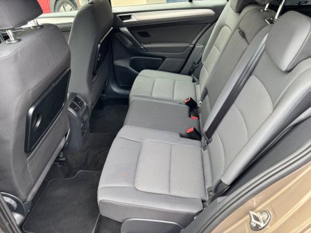 2015 Volkswagen Golf SV 1.6 TDI 110 bhp Comfortline €10,950 thumbnail