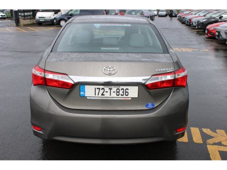 2017 Toyota Corolla - thumbnail 4