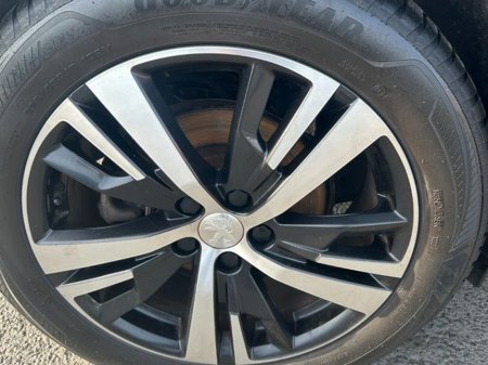 2019 Peugeot 3008 - thumbnail 17