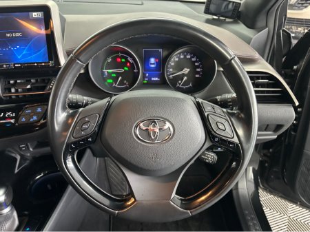 2018 Toyota C-HR - thumbnail 6