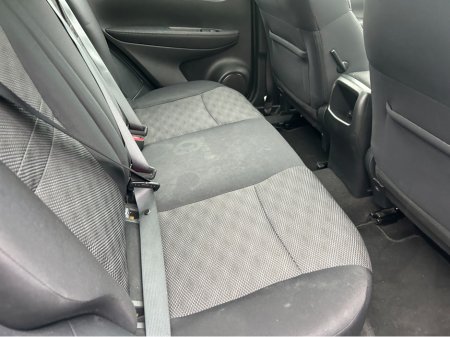 2016 Nissan Qashqai - thumbnail 8