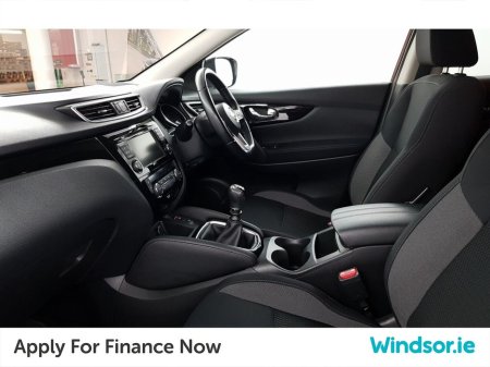 2021 Nissan Qashqai 1.3 PET SE €21,995