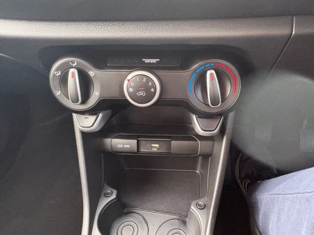 2024 Kia Picanto 1.0 MY23 5DR €17,900 thumbnail