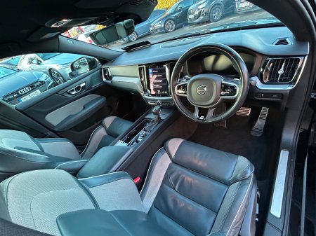 2019 Volvo S60 - thumbnail 10