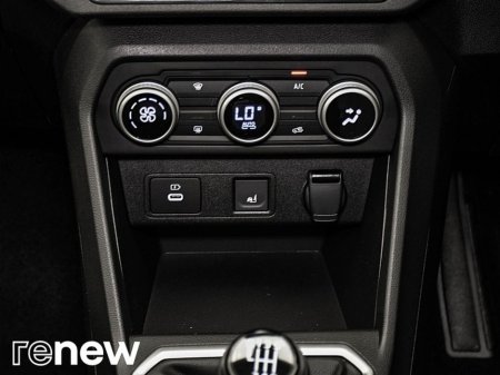 2026 Dacia Sandero Stepway Extreme TCe 110 E06X thumbnail