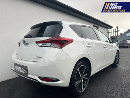 2018 Toyota Auris 1.8 HYBRID LUNA SPORT 136BHP AUTO LOW KM €16,450 thumbnail