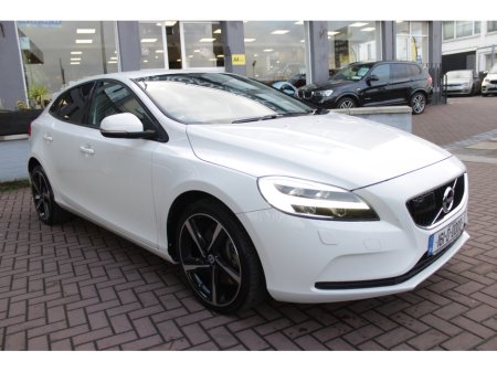 2016 Volvo V40 2.0D4 SPORT 5DR HATCHBACK AUTO HUGE SPEC  // 1 OWNER CAR // AS NEW CONDITION THROUGHOUT // BUY WITH CONFIDENCE AA AND SIMI APPROVED DEALER 2025 // FINANCE ARRANGED // €14,950