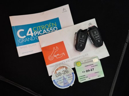 2017 Citroen Grand C4 Picasso GRAND 1.6 BLUE HDI 1 120 FLAIR 120BHP 5DR €13,800 thumbnail