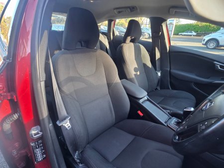 2015 Volvo V40 1.6 D2 (115hp) ES €11,950