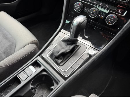 2016 Volkswagen Golf - thumbnail 19