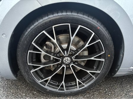 2019 Volkswagen Arteon 2.0 TSI  4 MOTION 280BHP VIRTUAL DASH FULL LEATHER HEATED ELECTRIC SEATS SAT NAV CARPLAY ANDROID AUTO BLIND SPORT PARKING SENSORS SELF PARKING ASSIST 360 CAMERA DYNAUDIO SOUND SYSTEM €29,950 thumbnail