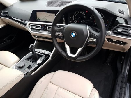 2019 BMW 3 Series - thumbnail 6