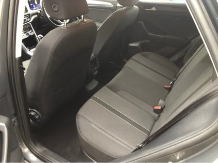 2022 Volkswagen T-Roc - thumbnail 9