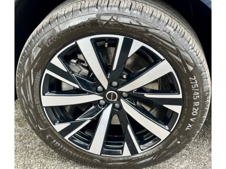 2026 Volvo XC90 - thumbnail 8