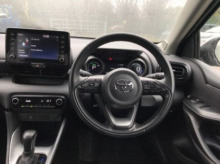 2023 Toyota Yaris 1.5 HYBRID L/SPORT - GRANDONS €23,995 thumbnail