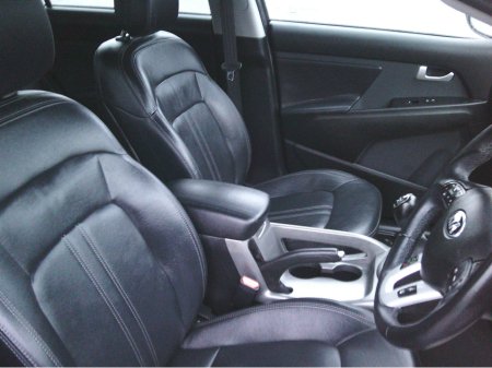 2015 Kia Sportage NEW NCT 2027, PLATINUM SE ,  LEATHER INTERIOR, CRUISE, SAT./NAV.,  €280 TAX, TAXED 10/26, LOW KMS. S./HISTORY. €10,299 thumbnail