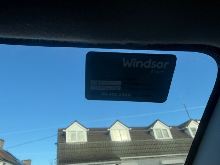 2016 Suzuki Swift GLX 4DR €8,990 thumbnail