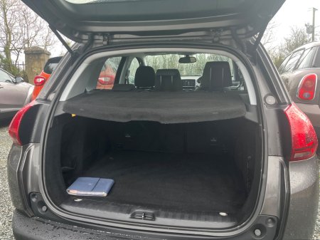 2016 Peugeot 2008 - thumbnail 7