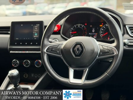 2021 Renault Clio ICONIC 1.0T MANUAL - LOW KMS €14,995 thumbnail