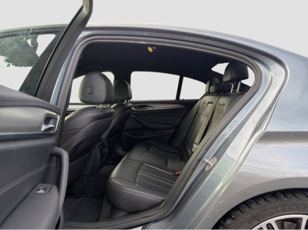 2018 BMW 5 Series - thumbnail 14