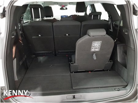 2022 Peugeot 5008 - thumbnail 32