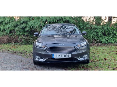 2016 Ford Focus - thumbnail 12