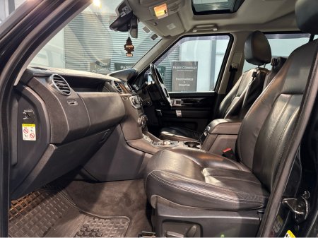 2015 Land Rover Discovery - thumbnail 14