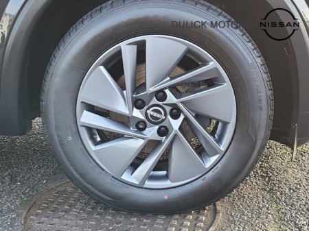 2024 Nissan Qashqai 1.3 PET MILD HYBRID SV thumbnail