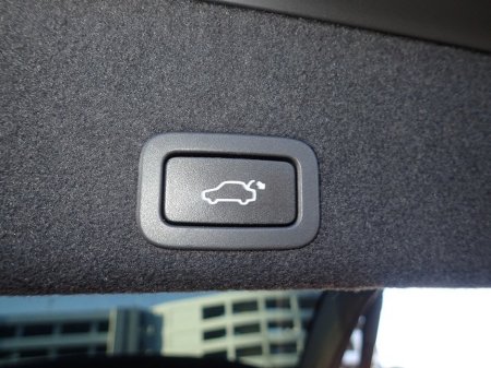 2017 Volvo XC60 - thumbnail 9