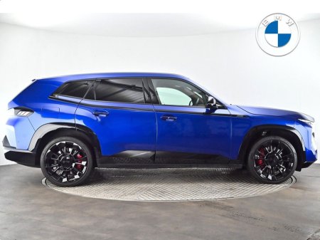 2025 BMW XM - thumbnail 24