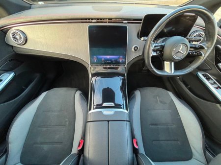 2023 Mercedes-Benz EQE SUNROOF AMG LINE PREMIUM €46,995 thumbnail