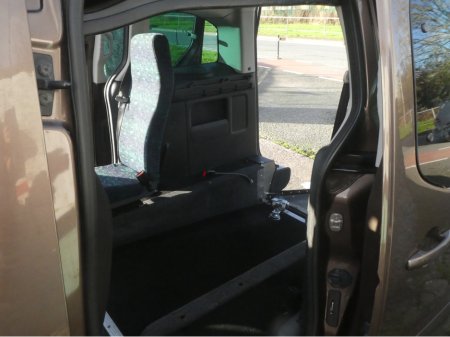 2012 Peugeot Partner TEPEE 1.6 HDI S 92BHP 5 5SEATS 5DR 92 SEATS €6,950 thumbnail