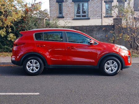 2017 Kia Sportage LX 5DR €13,700 thumbnail