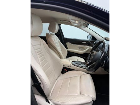 2020 Mercedes-Benz E Class E 220 d A/T AMG Line €26,950 thumbnail