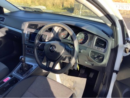 2013 Volkswagen Golf 1.6 TDI S BLUEMOTION 105PS 3DR €7,950 thumbnail