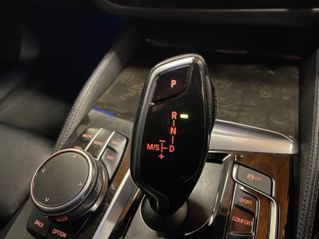 2017 BMW 5 Series 530e M Sport Auto €18,900 thumbnail