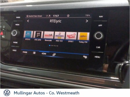 2023 Volkswagen Polo 1.0 TSI 95HP Style €22,950 thumbnail