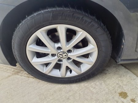 2015 Volkswagen Golf 1.6 TDI Match €8,950 thumbnail