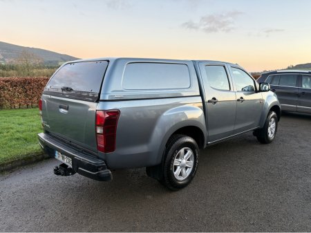2015 Isuzu D-MAX 2.5 TWIN TURBO CrewCab €17,950 thumbnail