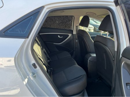 2015 Hyundai i30 - thumbnail 9