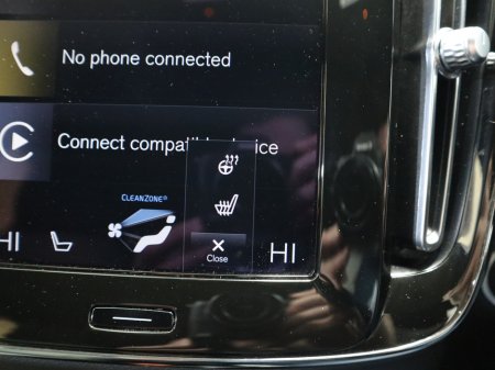 2023 Volvo XC40 - thumbnail 15