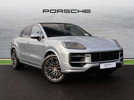 2024 Porsche Cayenne E-Hybrid Coupe €105,000
