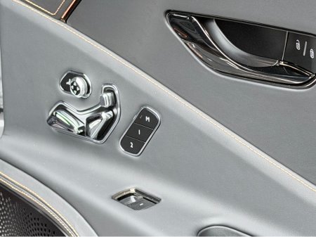 2026 Bentley Flying Spur - thumbnail 25