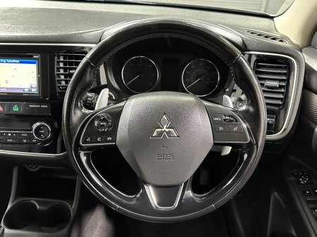 2016 Mitsubishi Outlander 2.2 Diesel Automatic 4x4 7 Seater €16,400 thumbnail